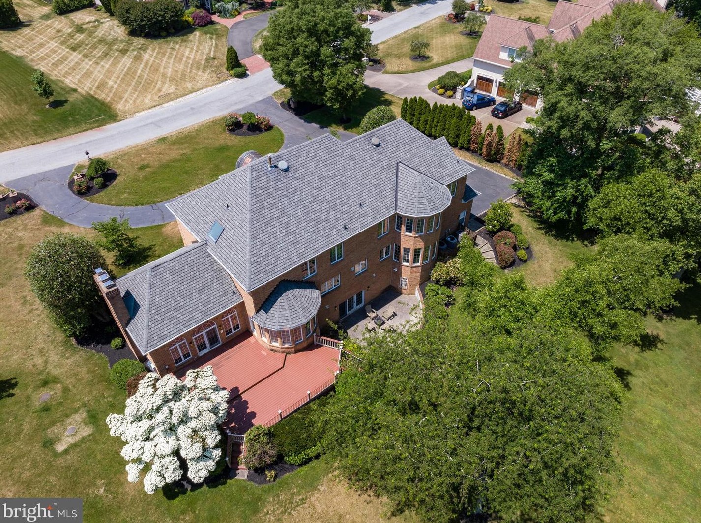 34 Cv Rd, Moorestown NJ 08057-3950 exterior