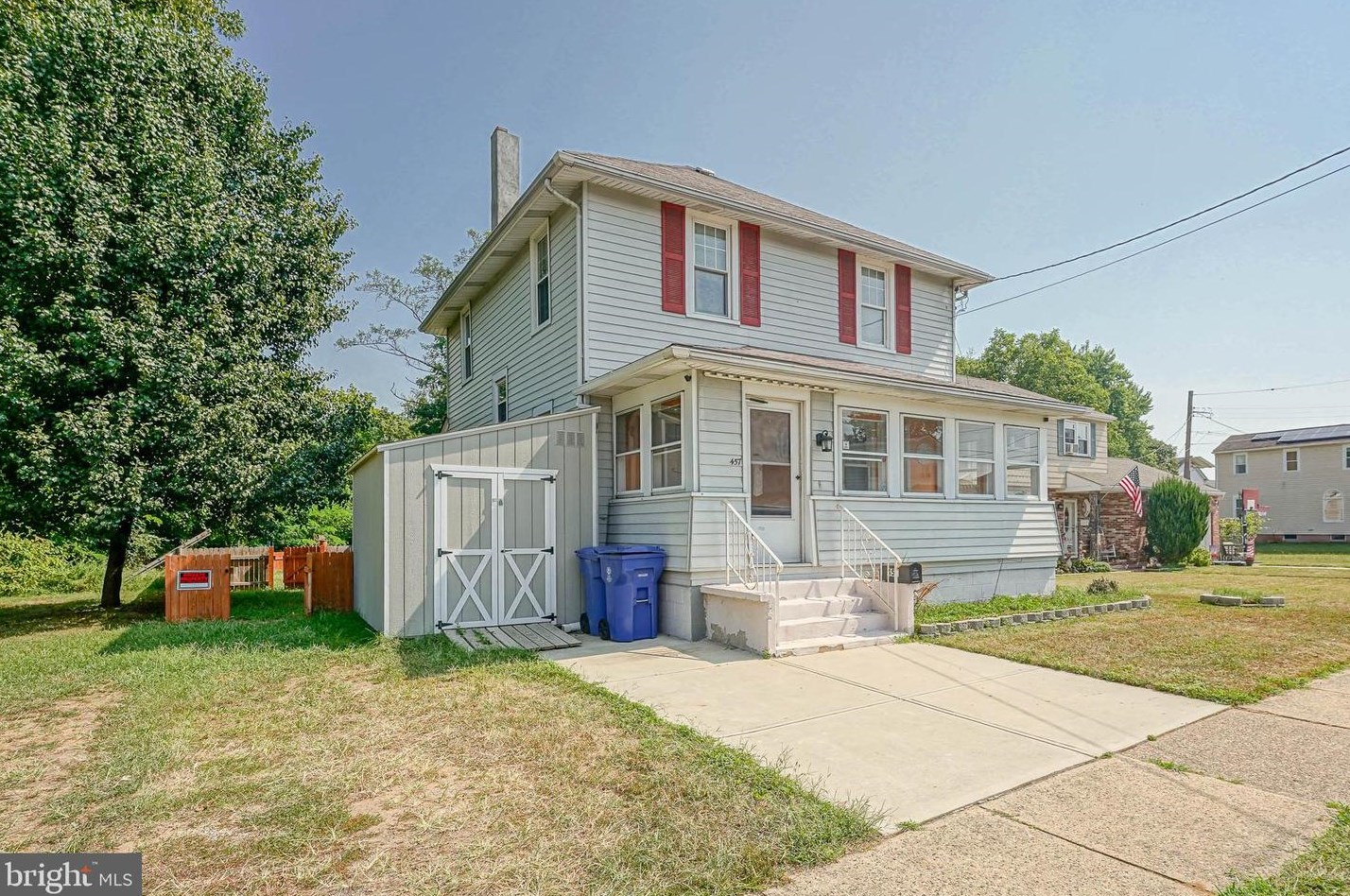 457 Chelton Ave, Burlington, NJ 08016-1242