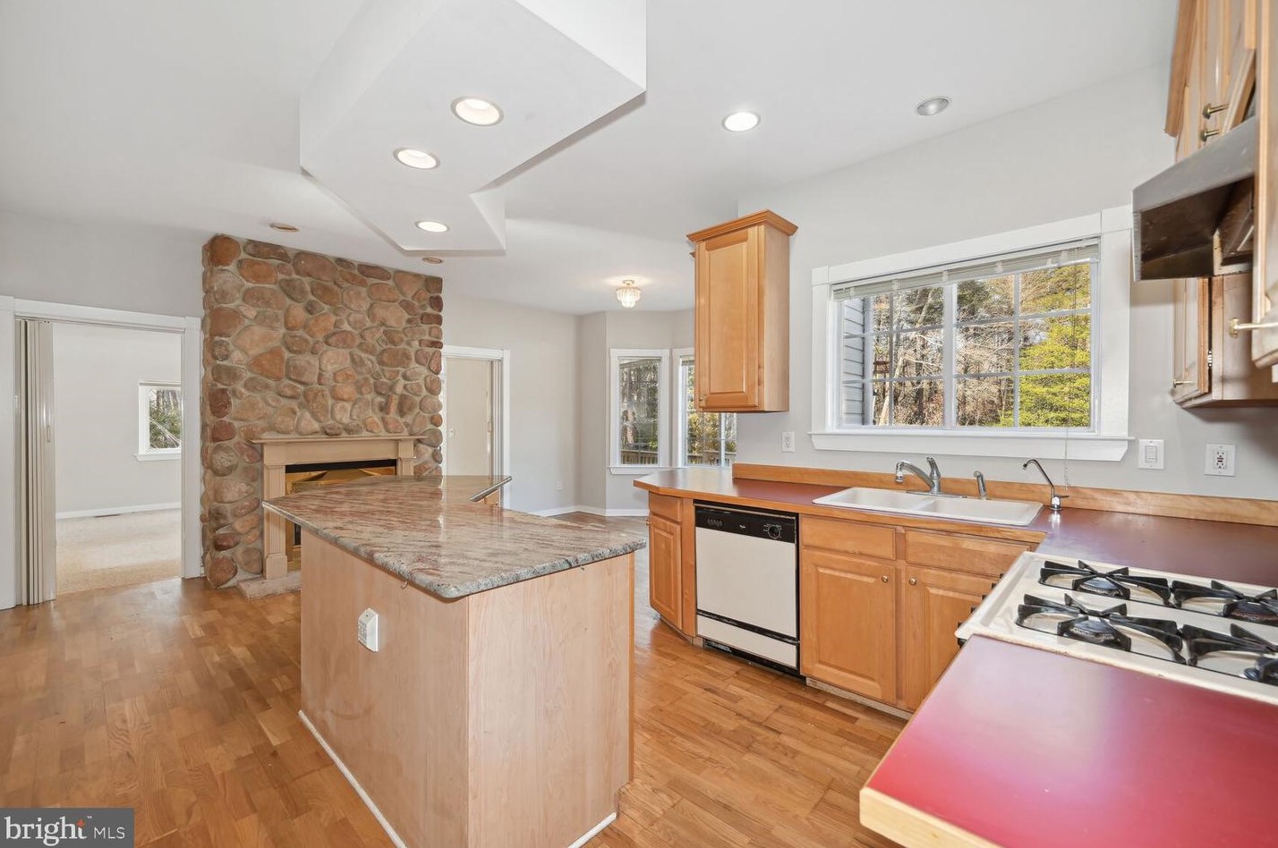 110 Dixontown Rd, Medford NJ  08055-9775 exterior