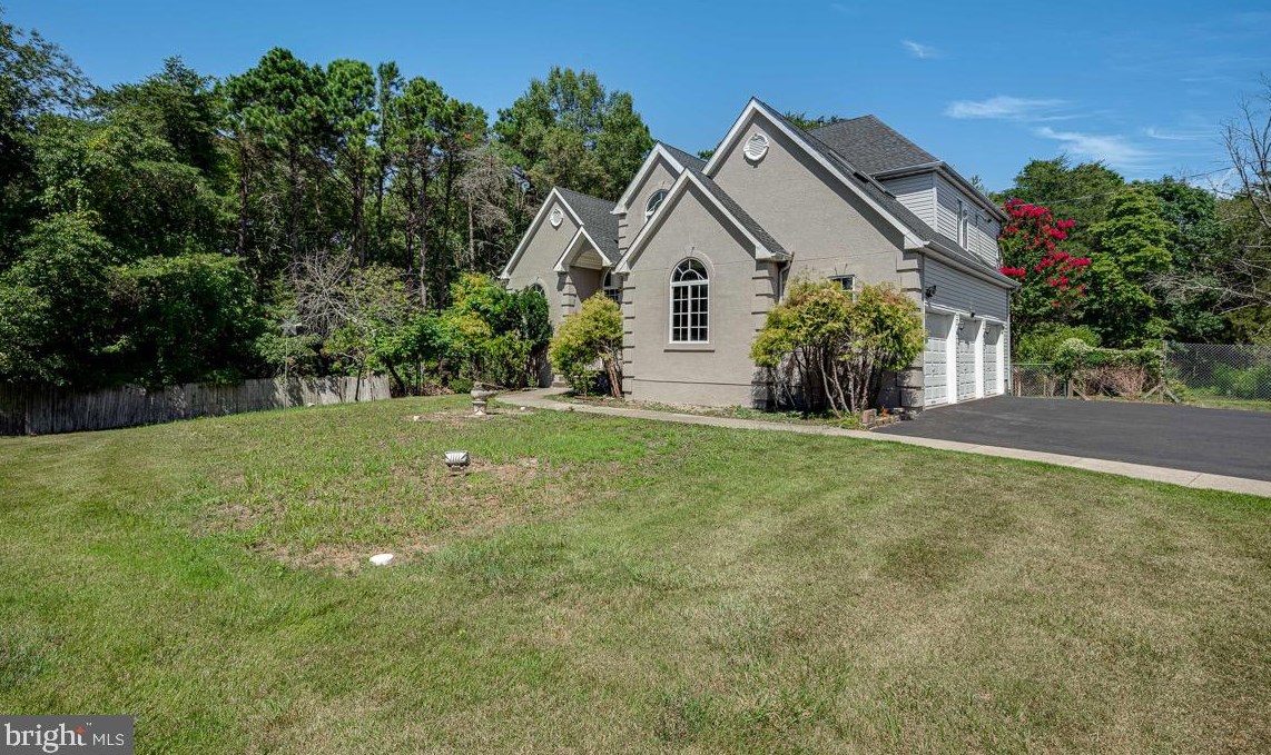 110 Dixontown Rd, Medford NJ  08055-9775 exterior