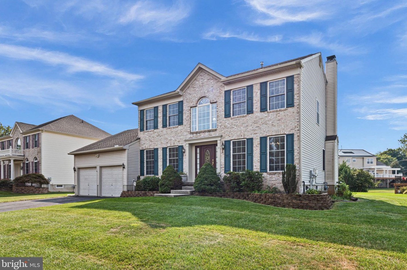 3 Savoy Ct, Burlington, NJ 08016-3839