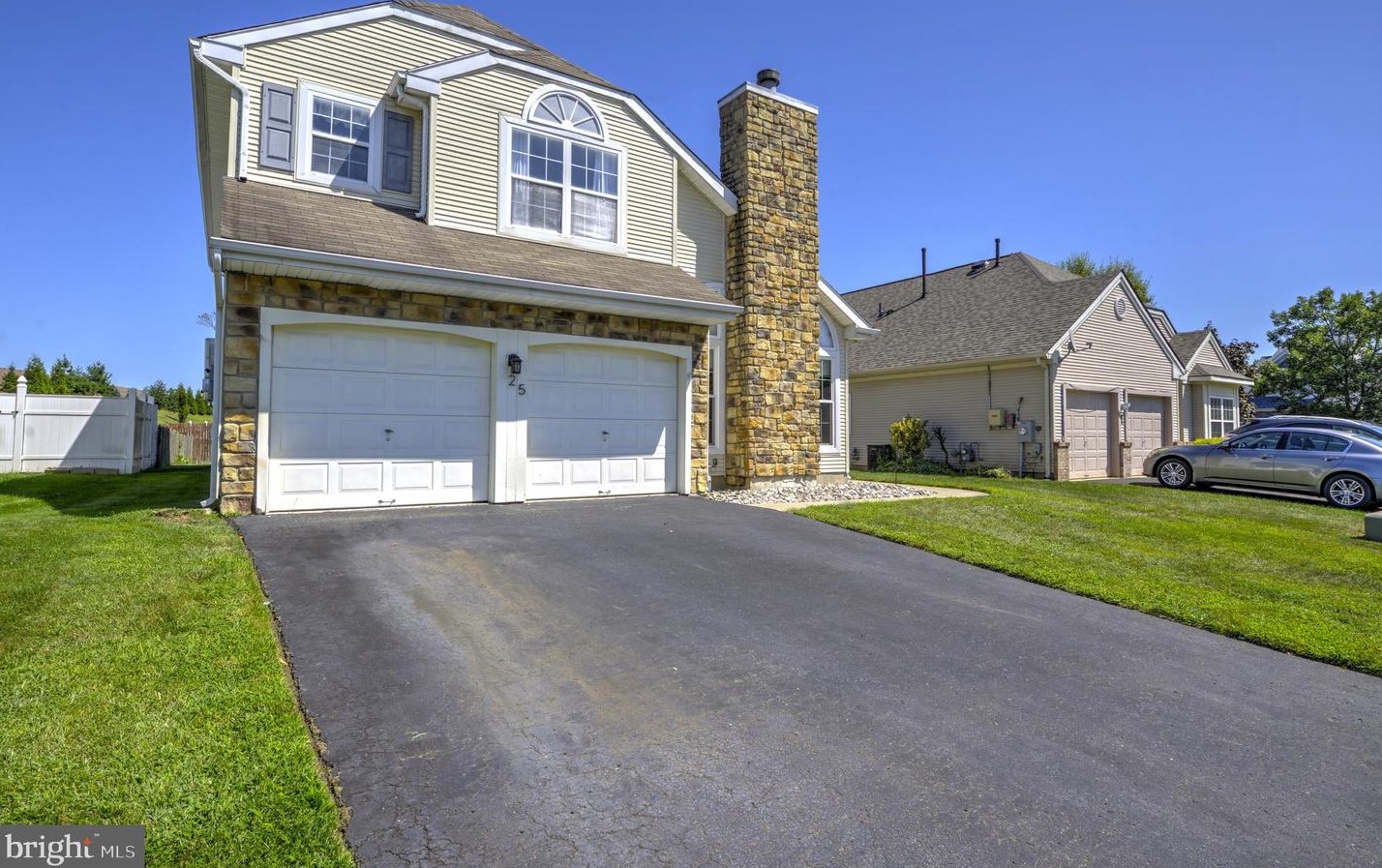 25 Red Fox St, Burlington, NJ 08016