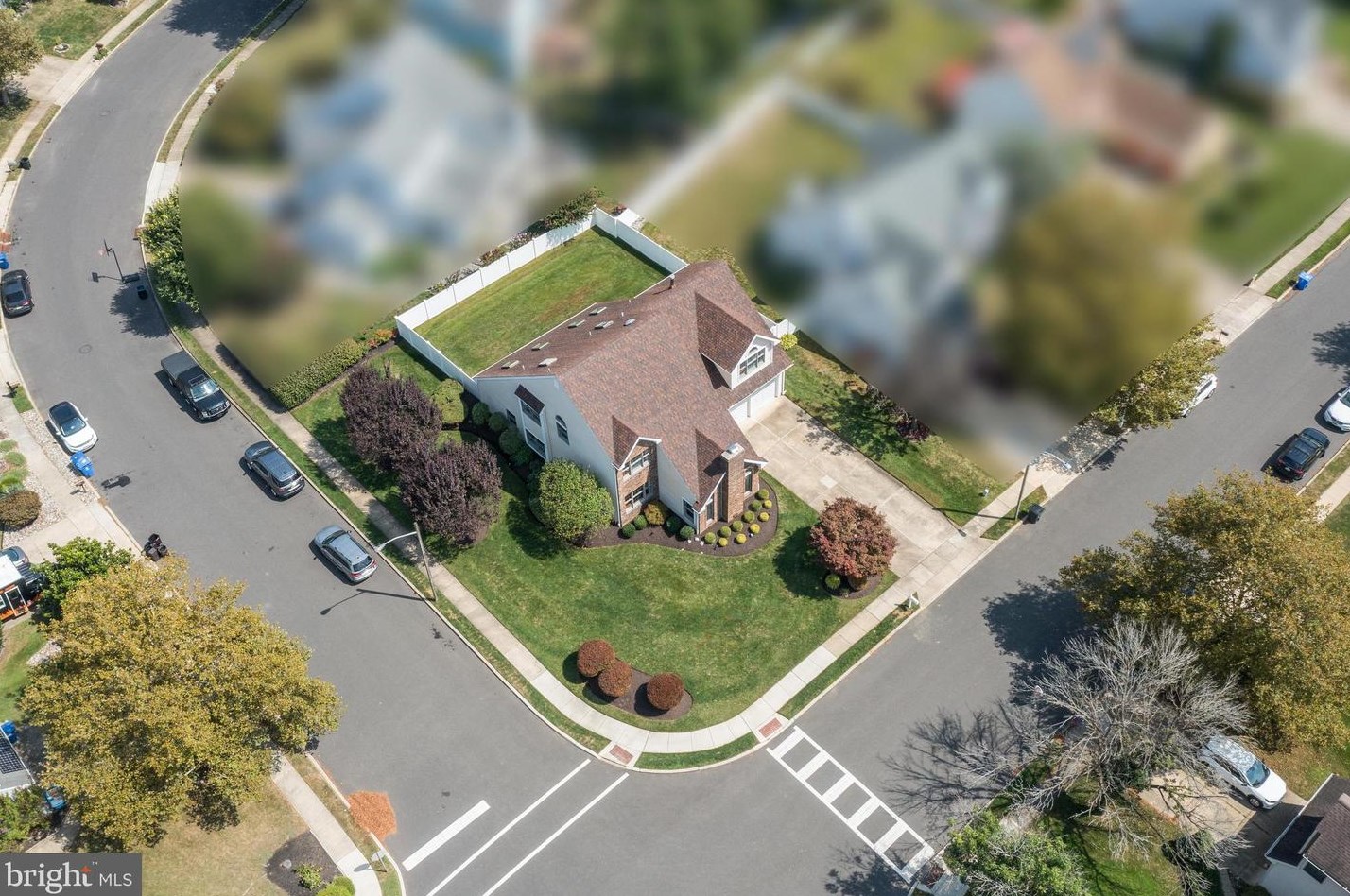 1 Edinburgh Ln, Mount Laurel NJ  08054-1203 exterior