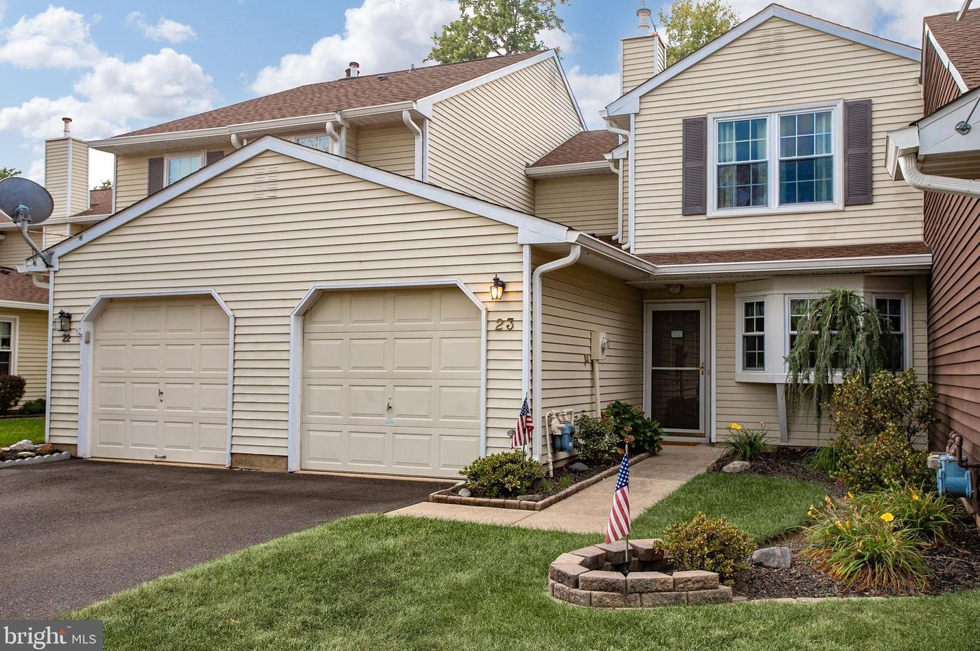23 Hattaras Ct, Chesterfield, NJ 08505-3110