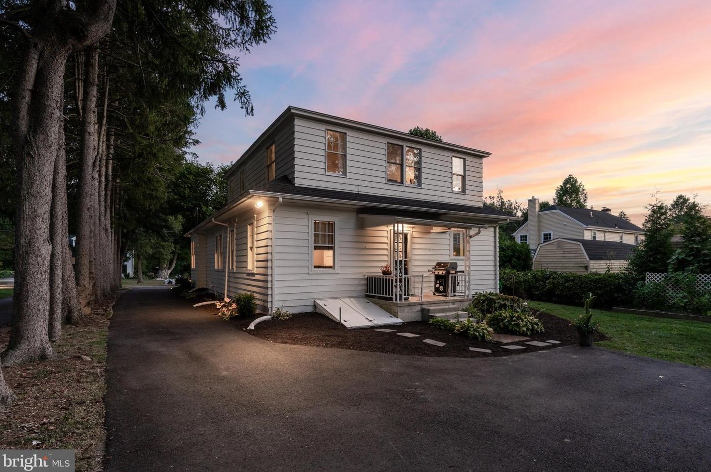 15 Maple Ave, Moorestown NJ 08057-1860 exterior