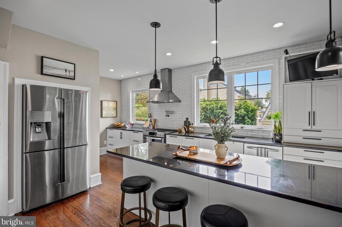 15 Maple Ave, Moorestown NJ 08057-1860 exterior