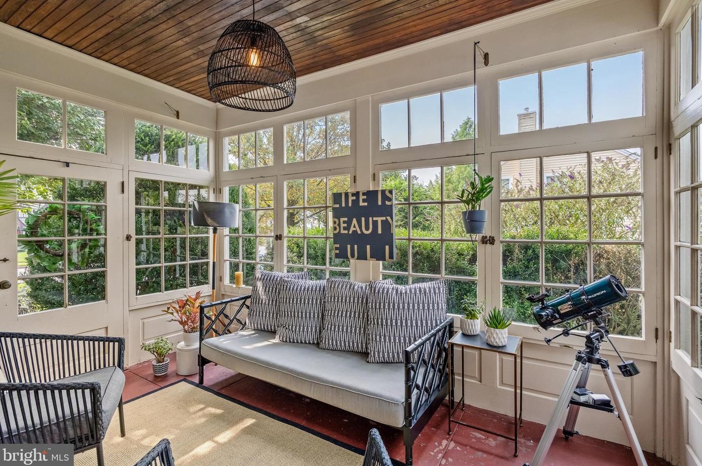 15 Maple Ave, Moorestown NJ 08057-1860 exterior