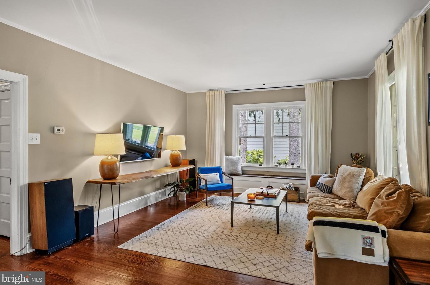 15 Maple Ave, Moorestown NJ 08057-1860 exterior