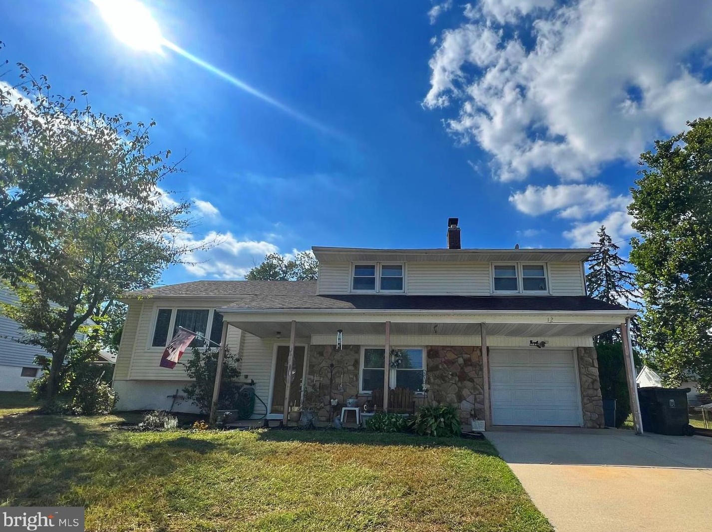 12 Crestwood Dr, Burlington, NJ 08016-3112