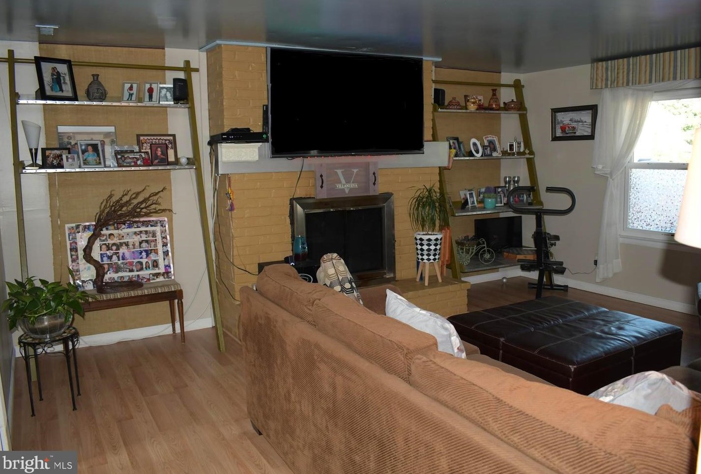 12 Crestwood Dr, Burlington NJ 08016-3112 exterior