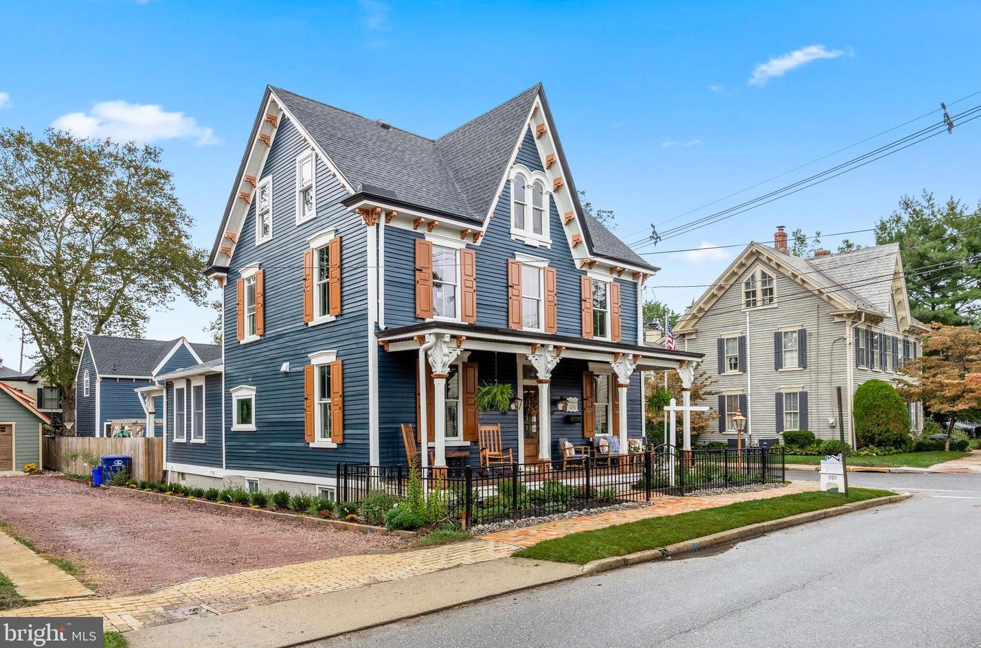1 2nd St, Moorestown, NJ 08057-3303