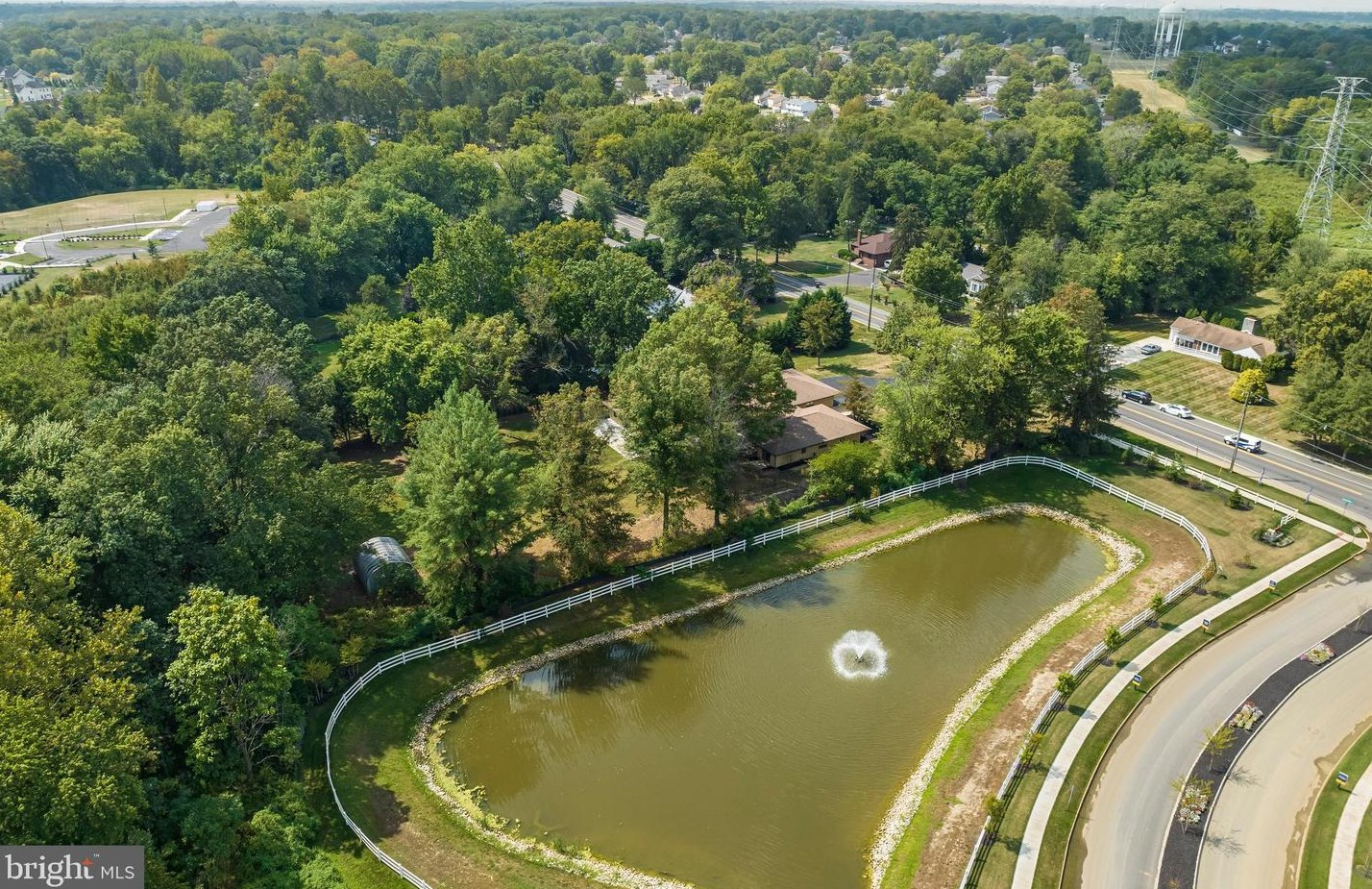 4304 Bridgeboro Rd, Moorestown NJ 08057-1417 exterior