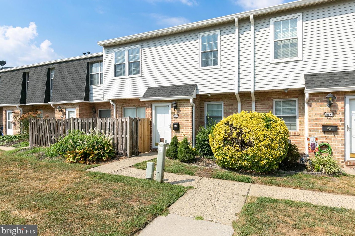 3095 Harbour Dr, Palmyra, NJ 08065