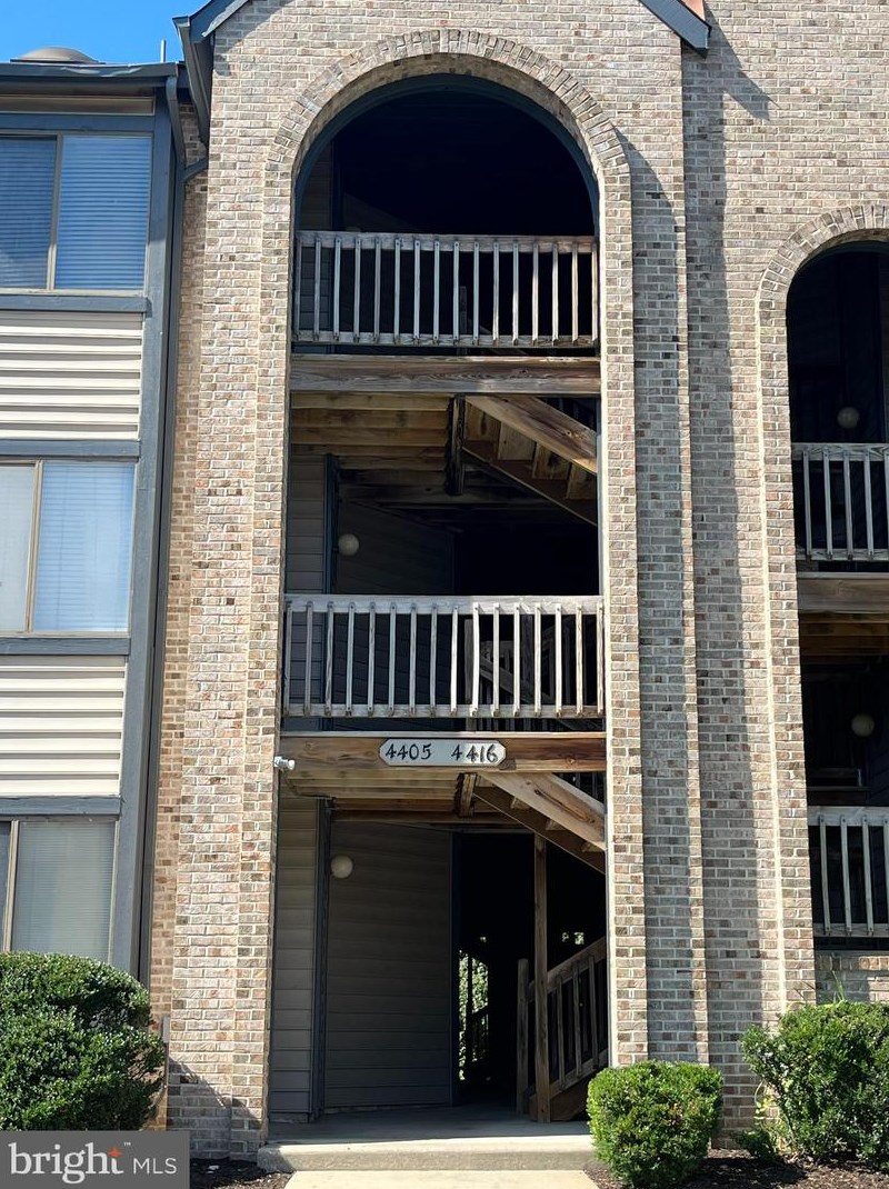 4408 Aberdeen Dr, Mount Laurel, NJ 08054-5609