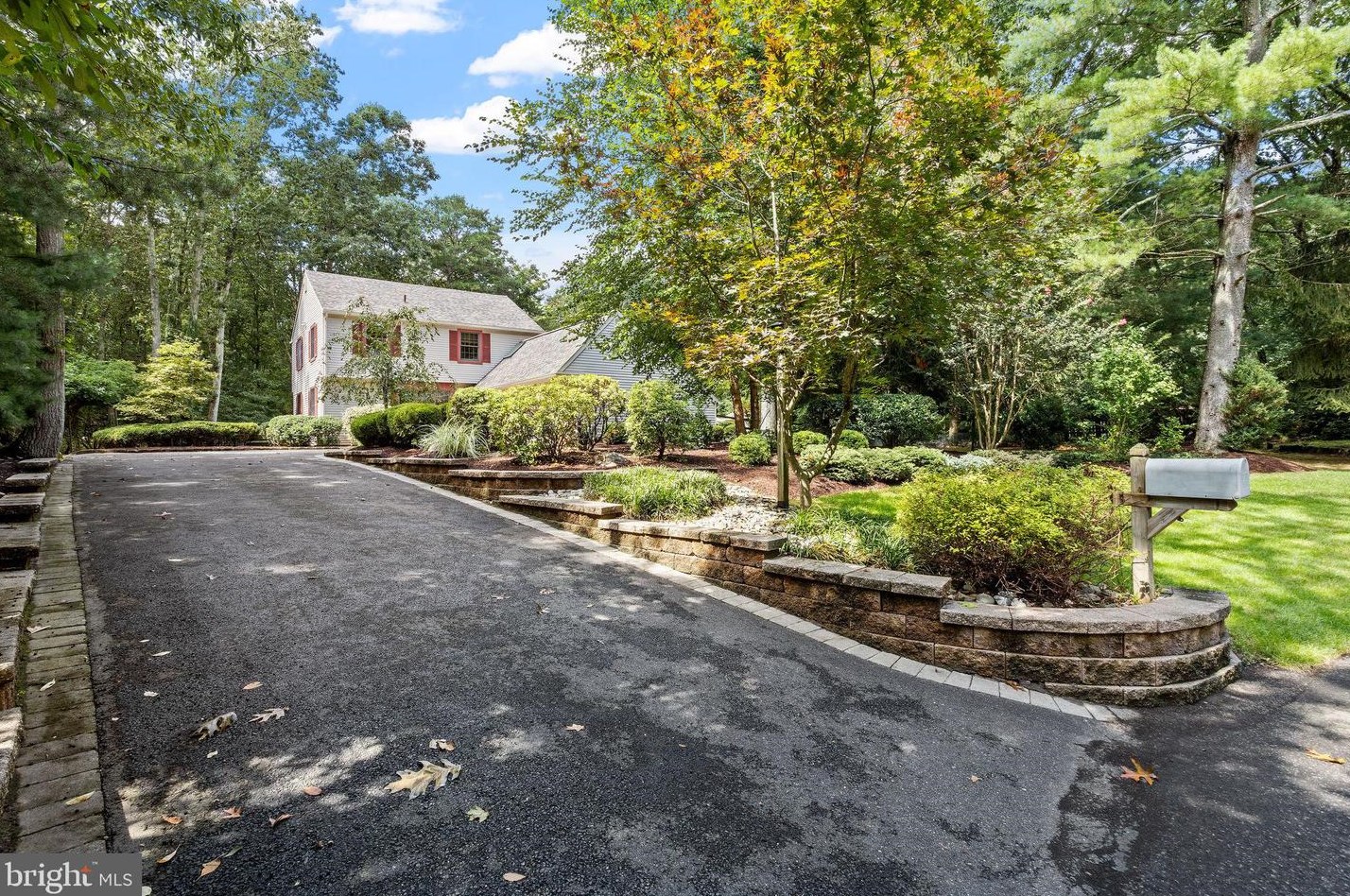 6 Alden Ct, Southampton, NJ 08088-8650