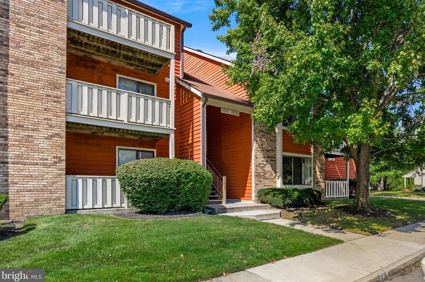 2518 Sussex Ct, Mount Laurel, NJ 08054