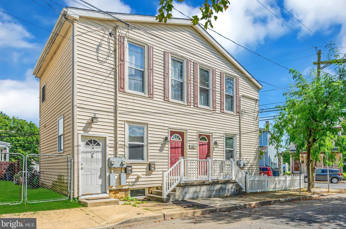 331 Borden St, Chesterfield, NJ 08505-1799