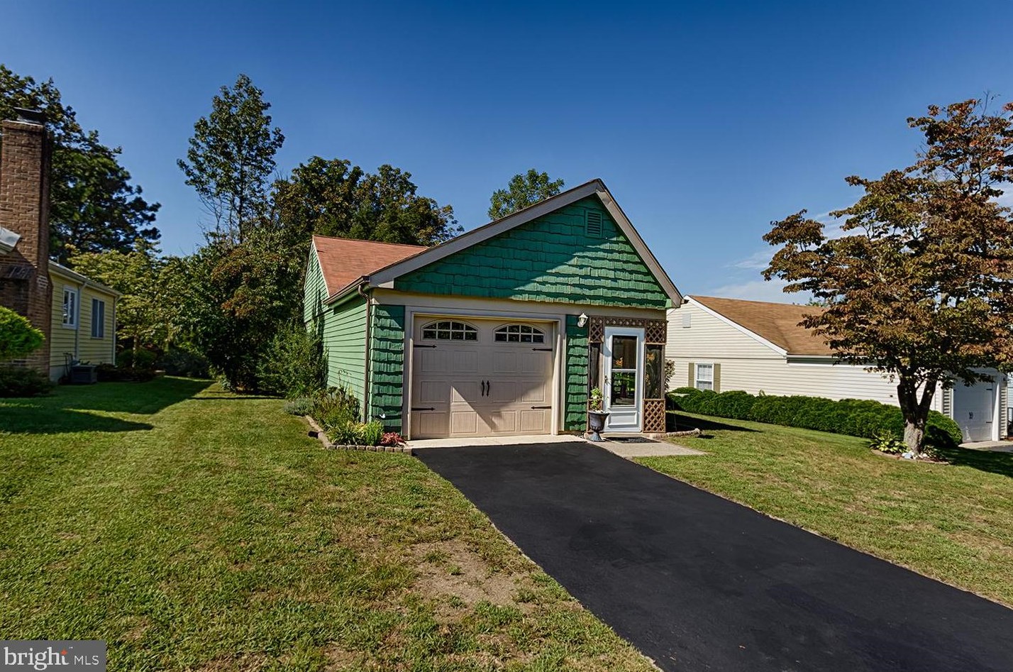 16 Stamford Pl, Southampton, NJ 08088-1218
