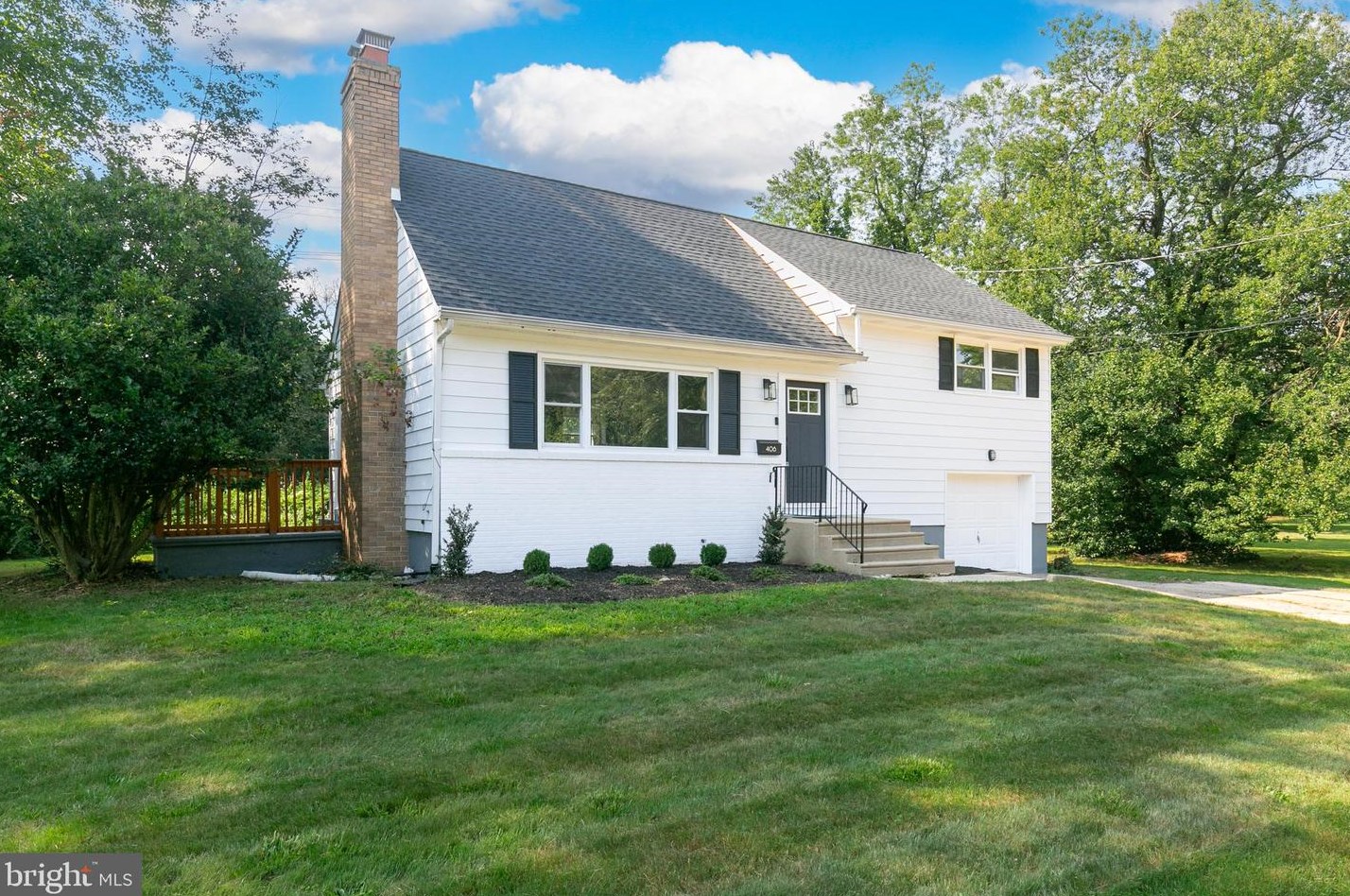 406 Parker Ave, Moorestown, NJ 08057