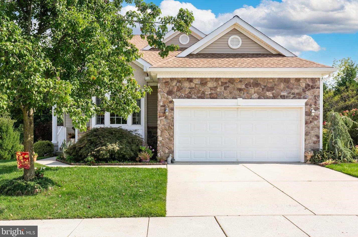 38 Trainor Cir, Chesterfield, NJ 08505-4277