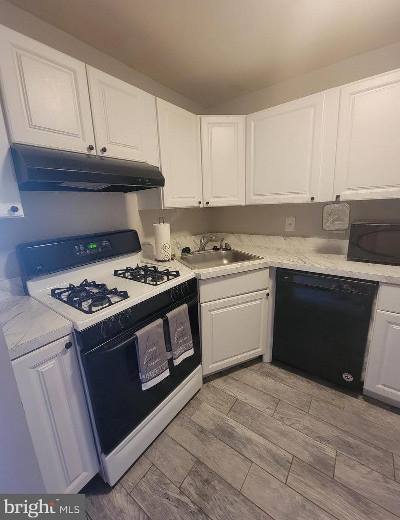 815 Woodchip Rd, Lumberton Township, NJ 08048