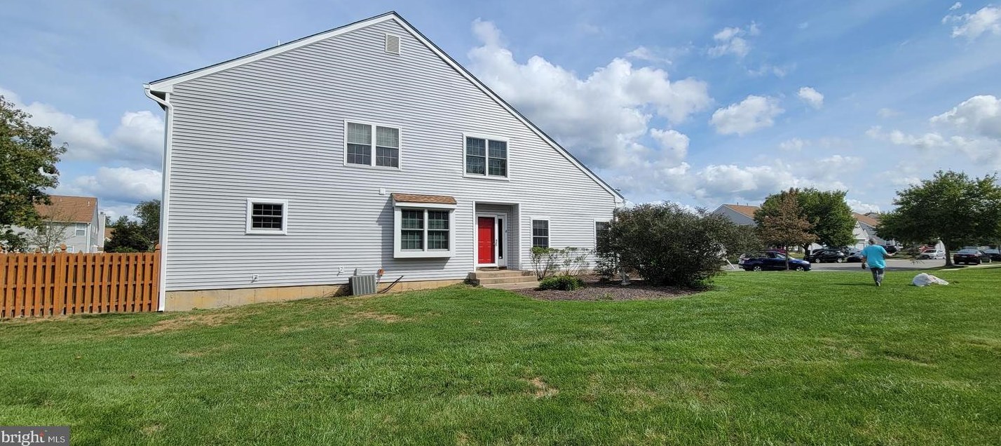 44 Aspen Ct, Chesterfield, NJ 08505-4241
