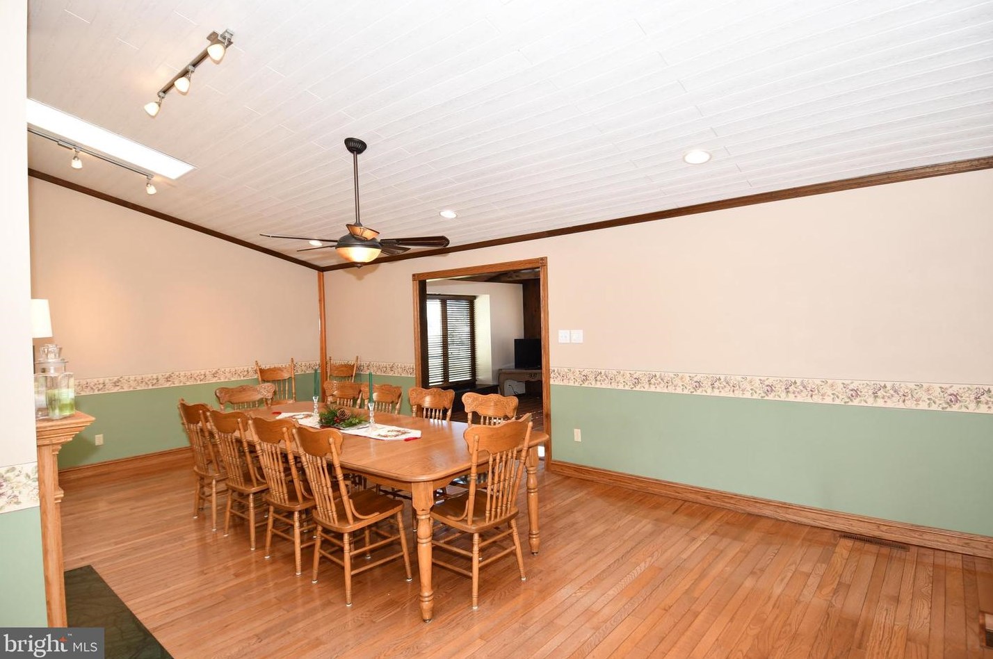 24854 Main St, Columbus NJ 08022-1339 exterior