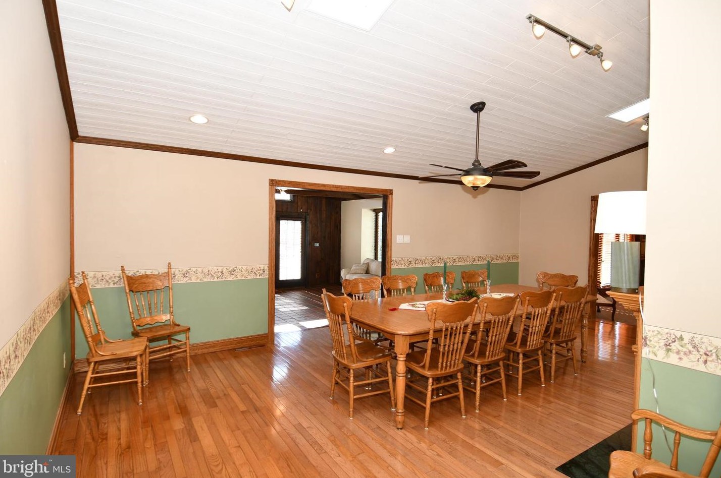 24854 Main St, Columbus NJ 08022-1339 exterior