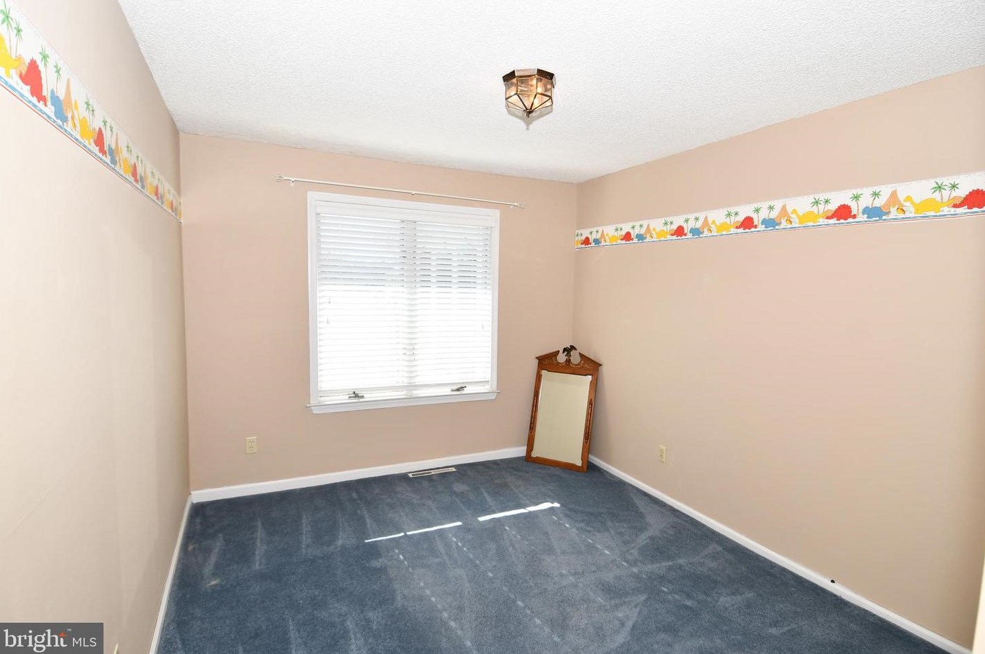 24854 Main St, Columbus NJ 08022-1339 exterior