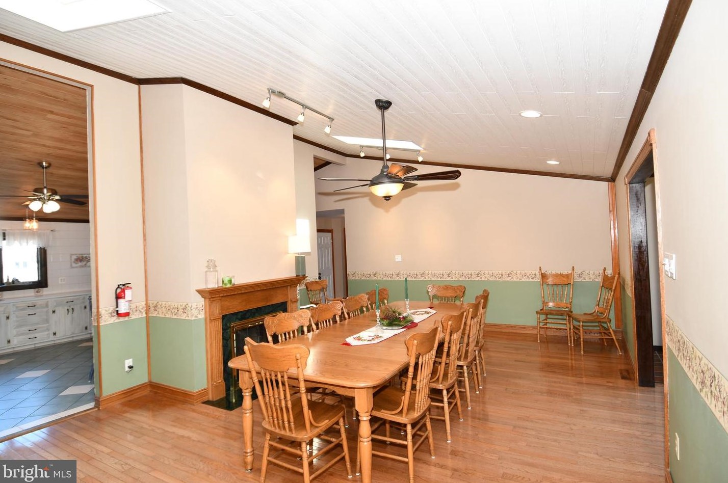 24854 Main St, Columbus NJ 08022-1339 exterior