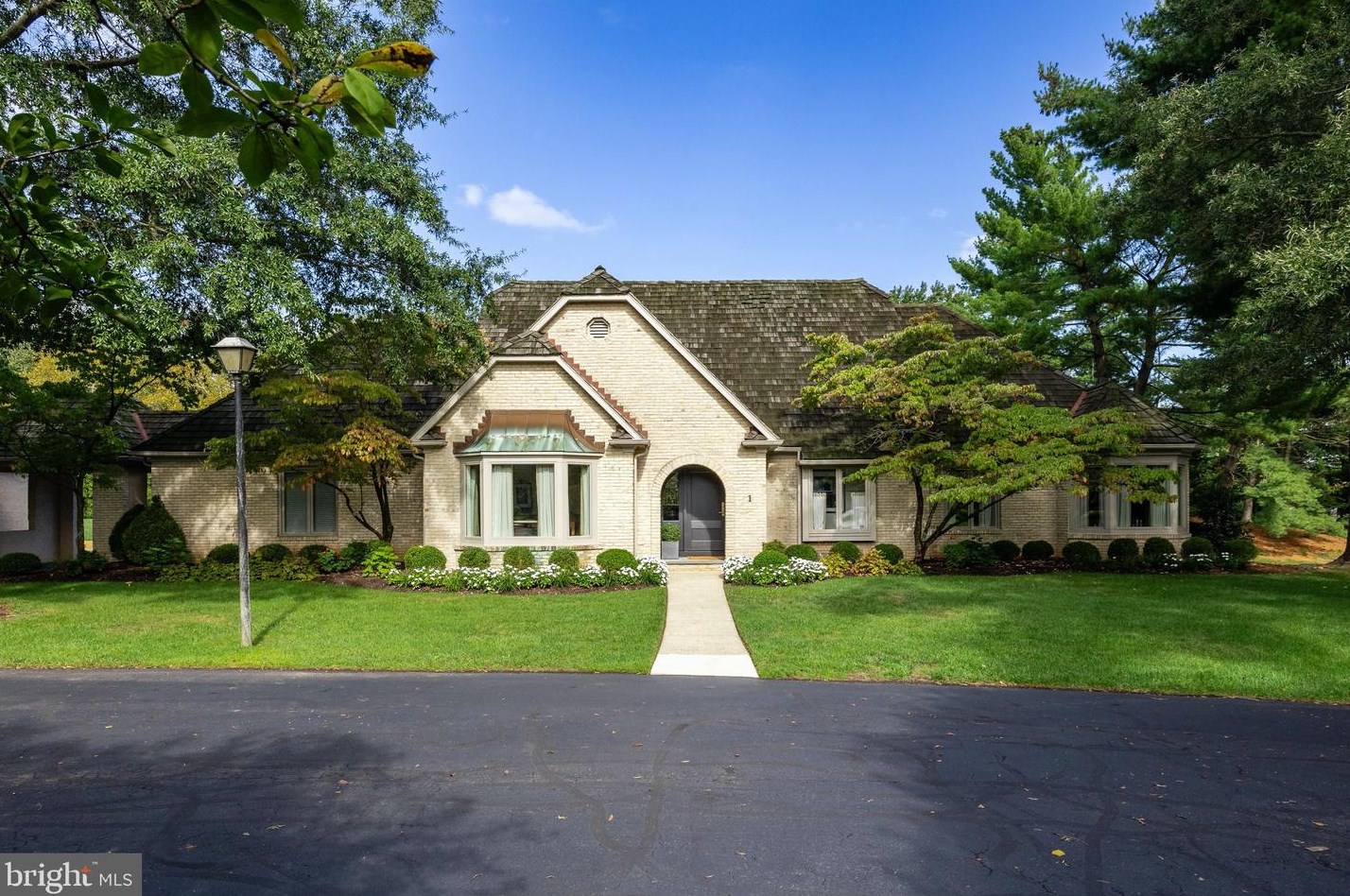 1 Willow Point, Moorestown, NJ 08057