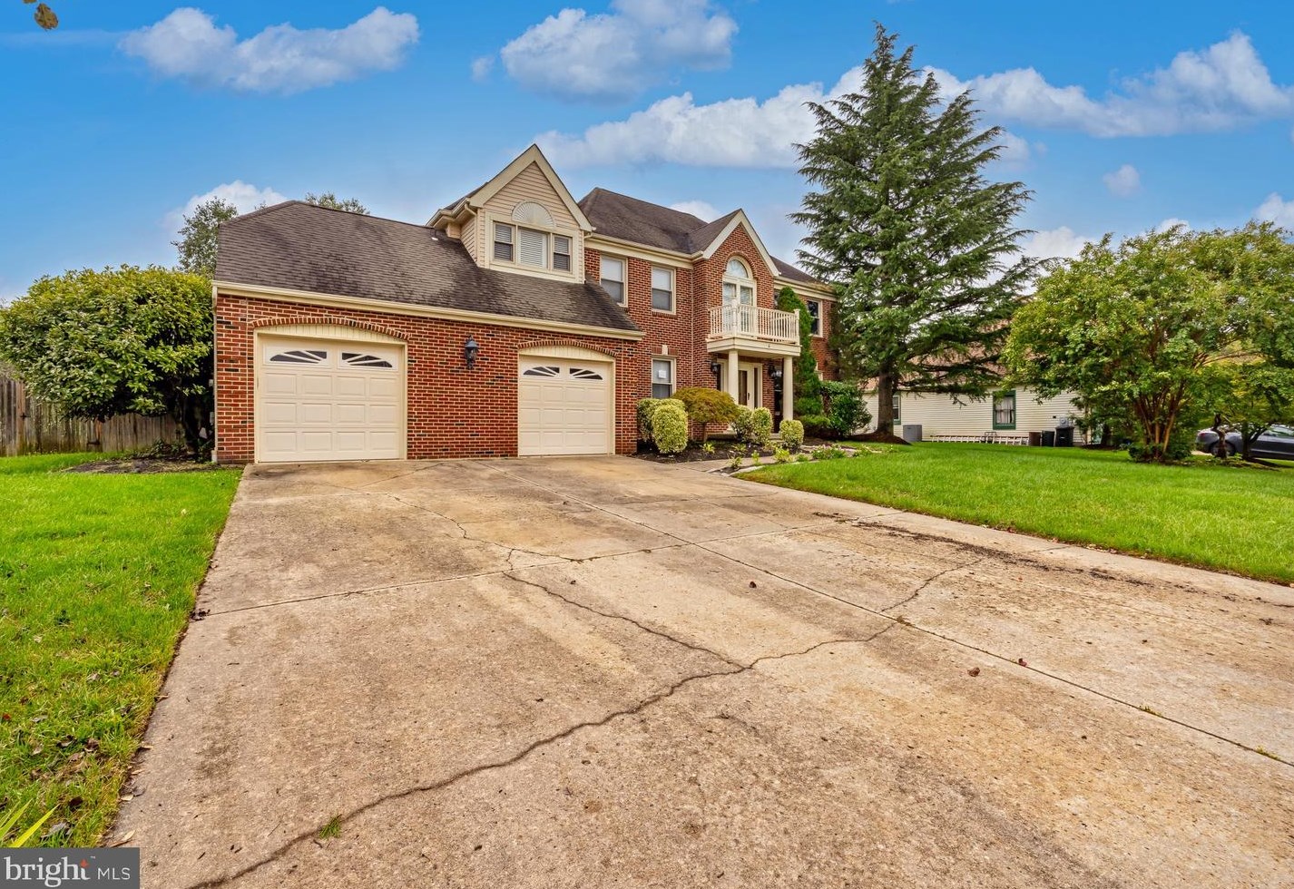 4 Bridle Ln, Mount Laurel, NJ 08054
