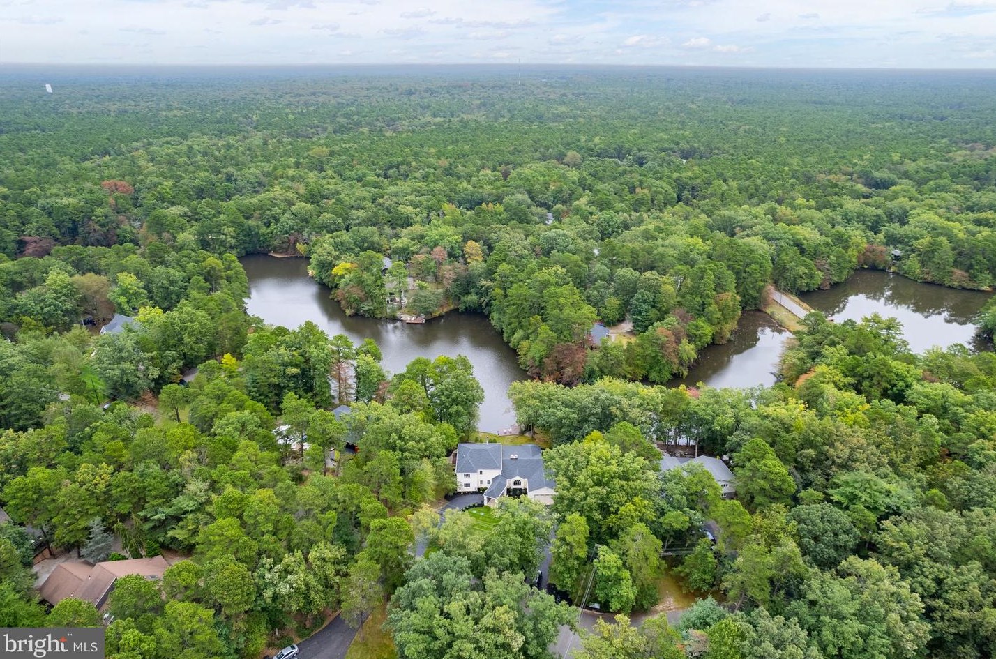 23 Pontiac Dr, Medford NJ 08055-8146 exterior