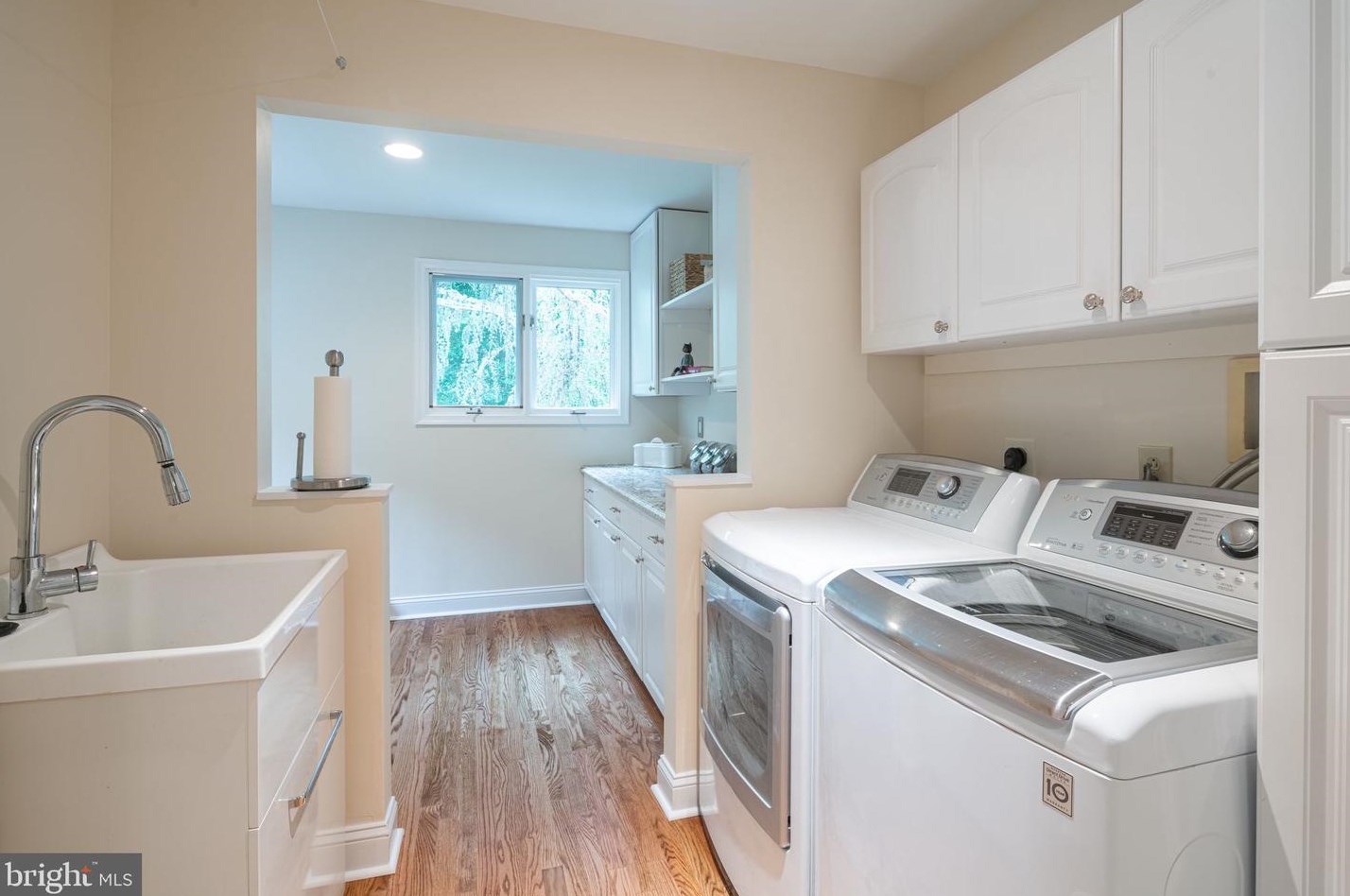 23 Pontiac Dr, Medford NJ 08055-8146 exterior