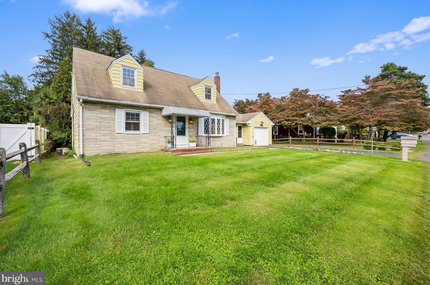 7 Poplar Ave, Chesterfield, NJ 08505-1918