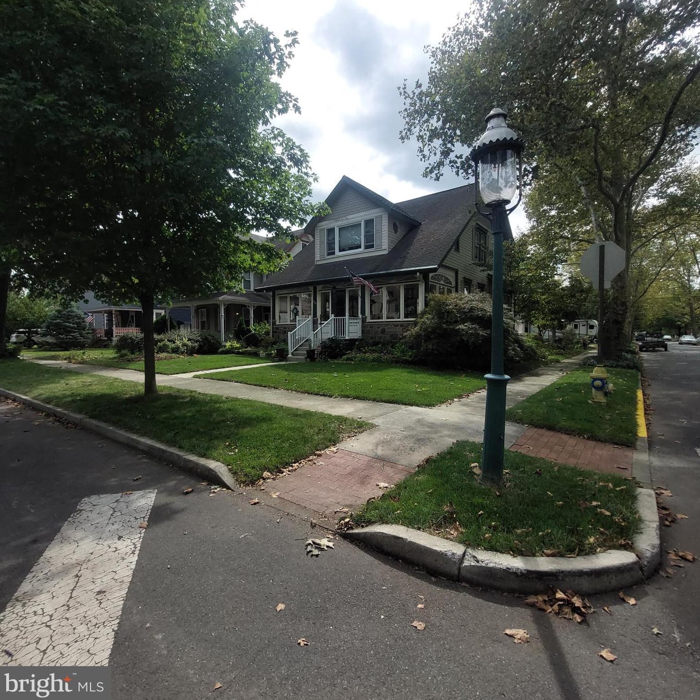 616 Thomas Ave, Riverton, NJ 08077