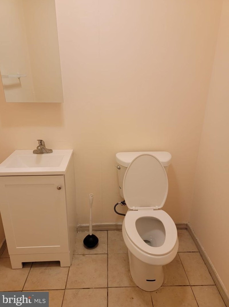 332 York St, Burlington NJ  08016-1522 exterior