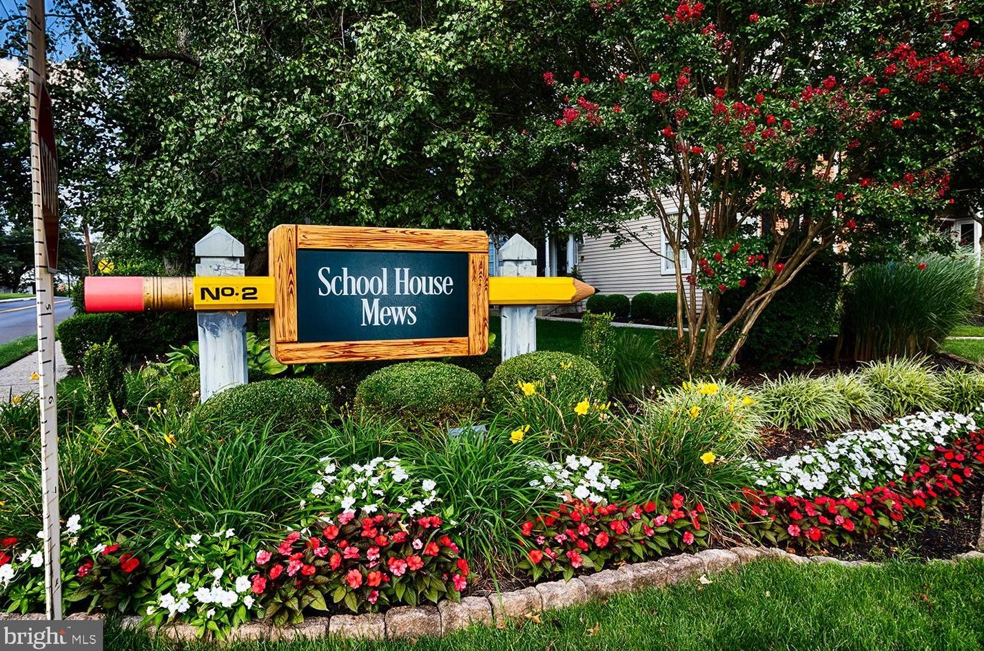 133 Chalkboard Ct, Moorestown NJ  08057-1675 exterior