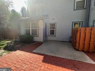 132 Kettlebrook Dr, Mount Laurel, NJ 08054-2665