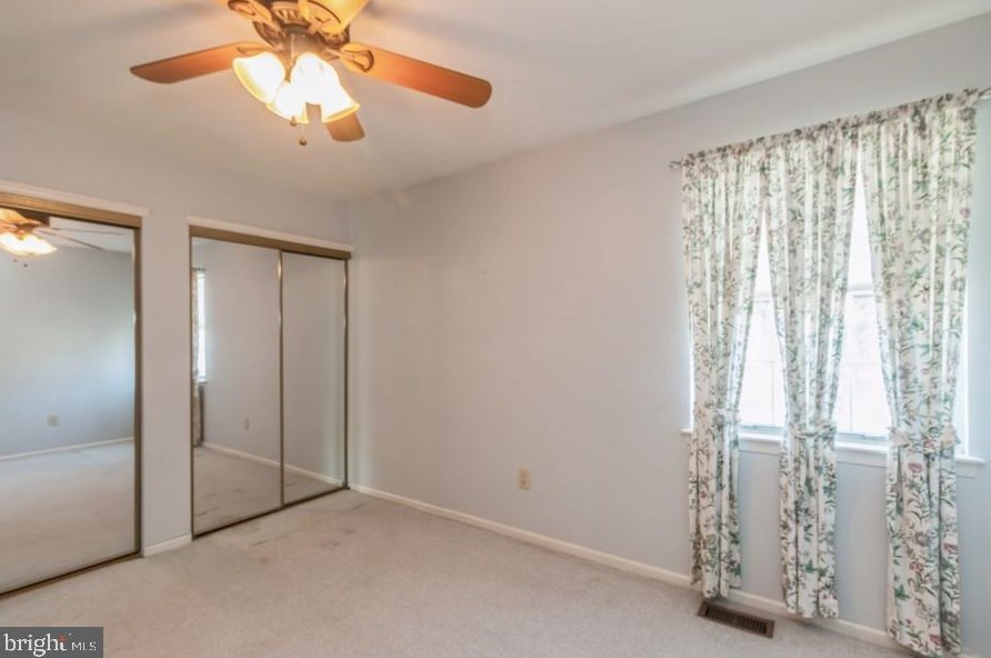 14 Alderton Ln, Mount Laurel NJ  08054-6219 exterior