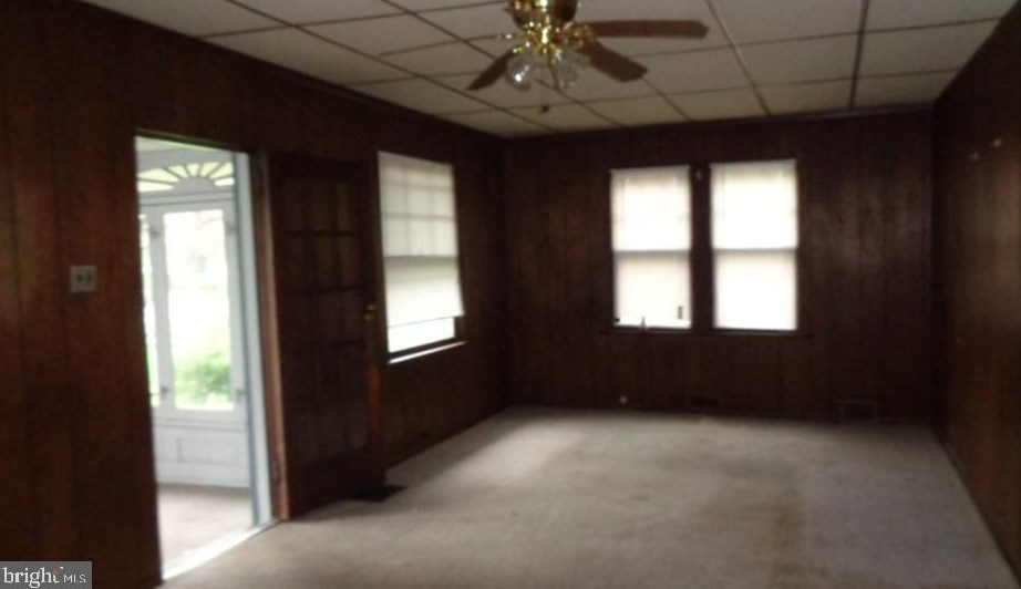 903 Beverly Rd, Burlington, NJ 08016-1104