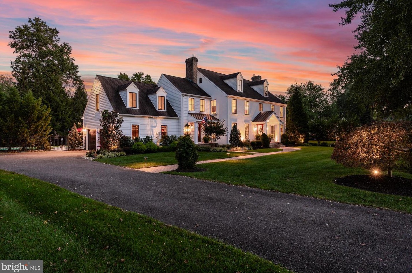 757 Bowman Ln, Moorestown, NJ 08057-1851