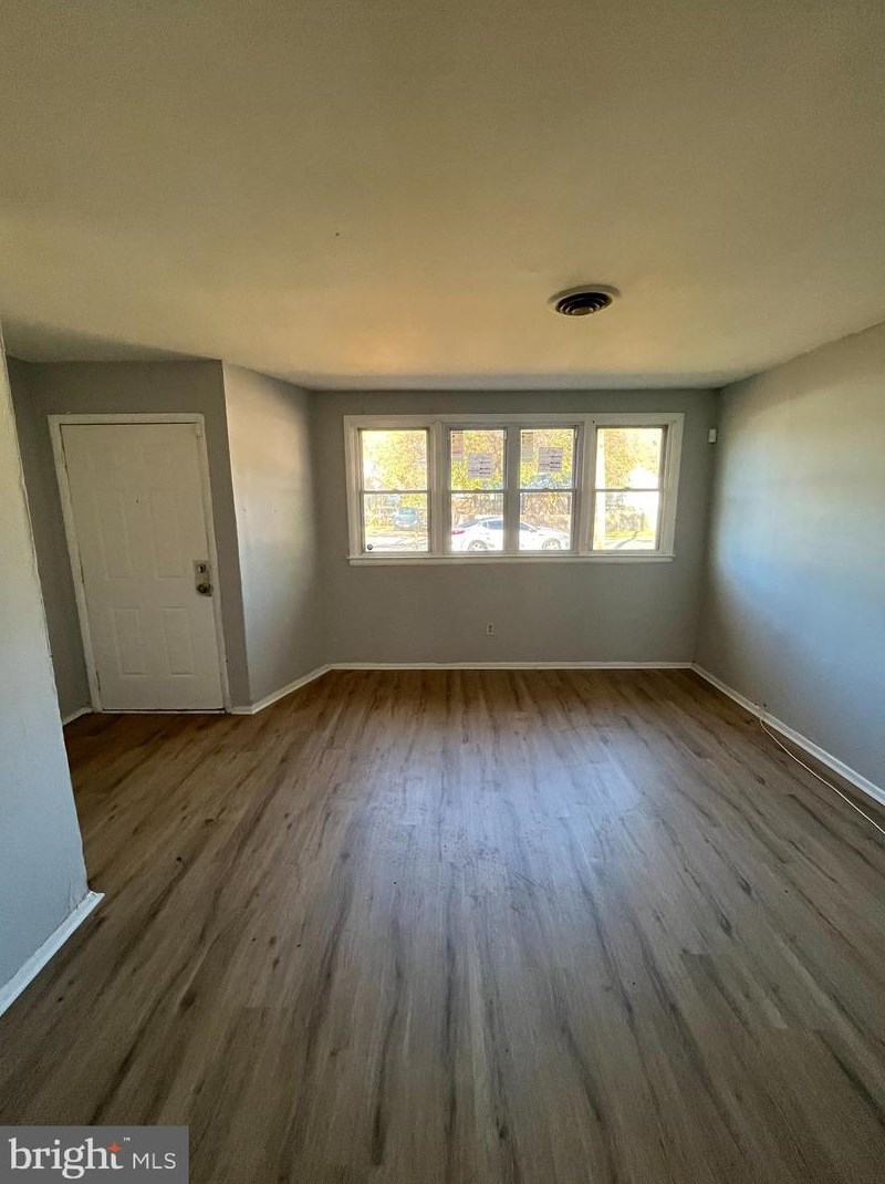 223 Kinsley Rd, Pemberton, NJ 08068