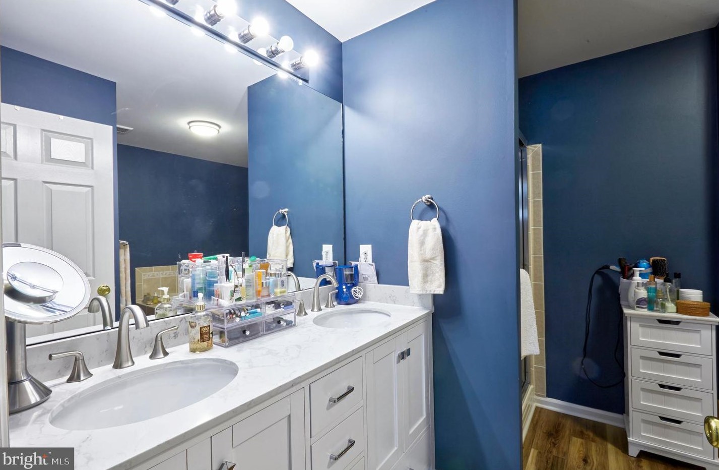 15 Farmington Ct, Chesterfield NJ  08505-3184 exterior