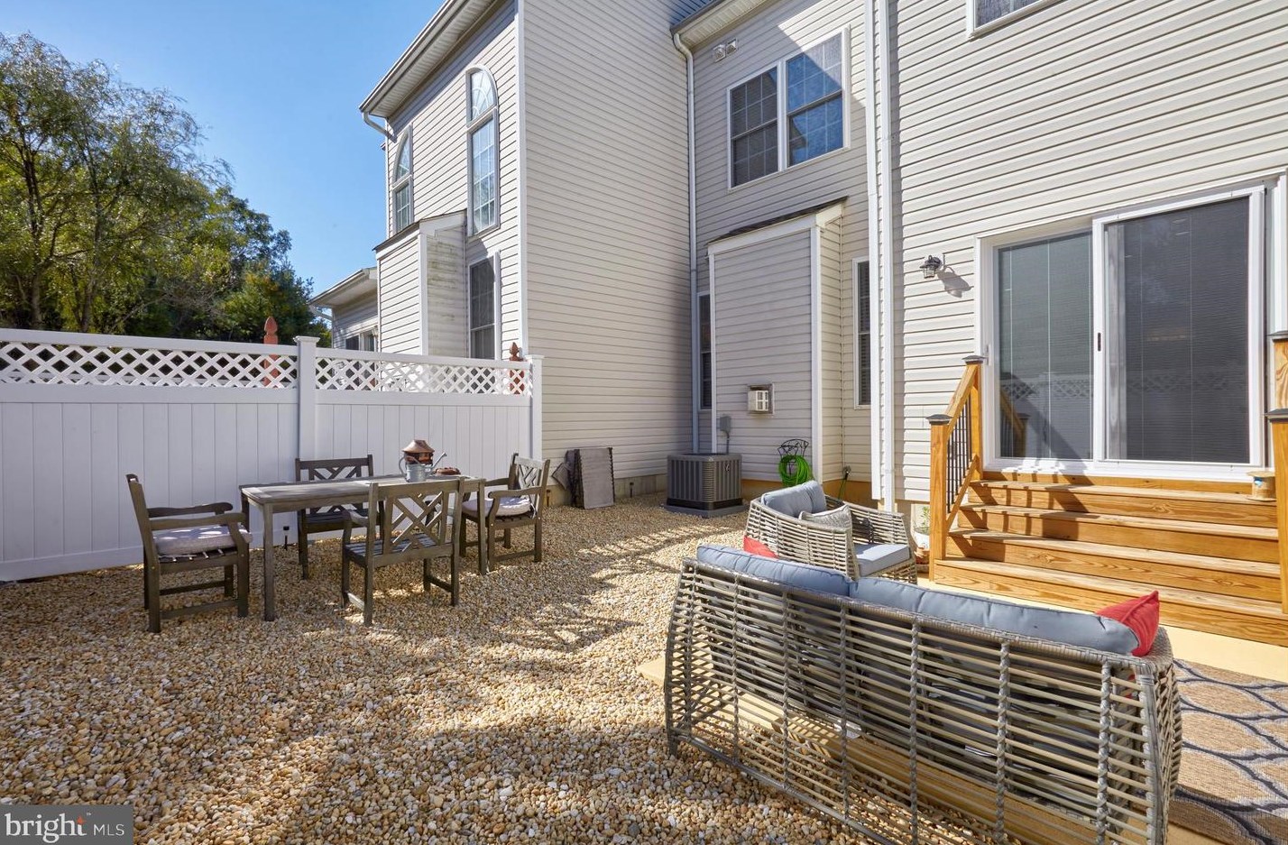 15 Farmington Ct, Chesterfield NJ  08505-3184 exterior