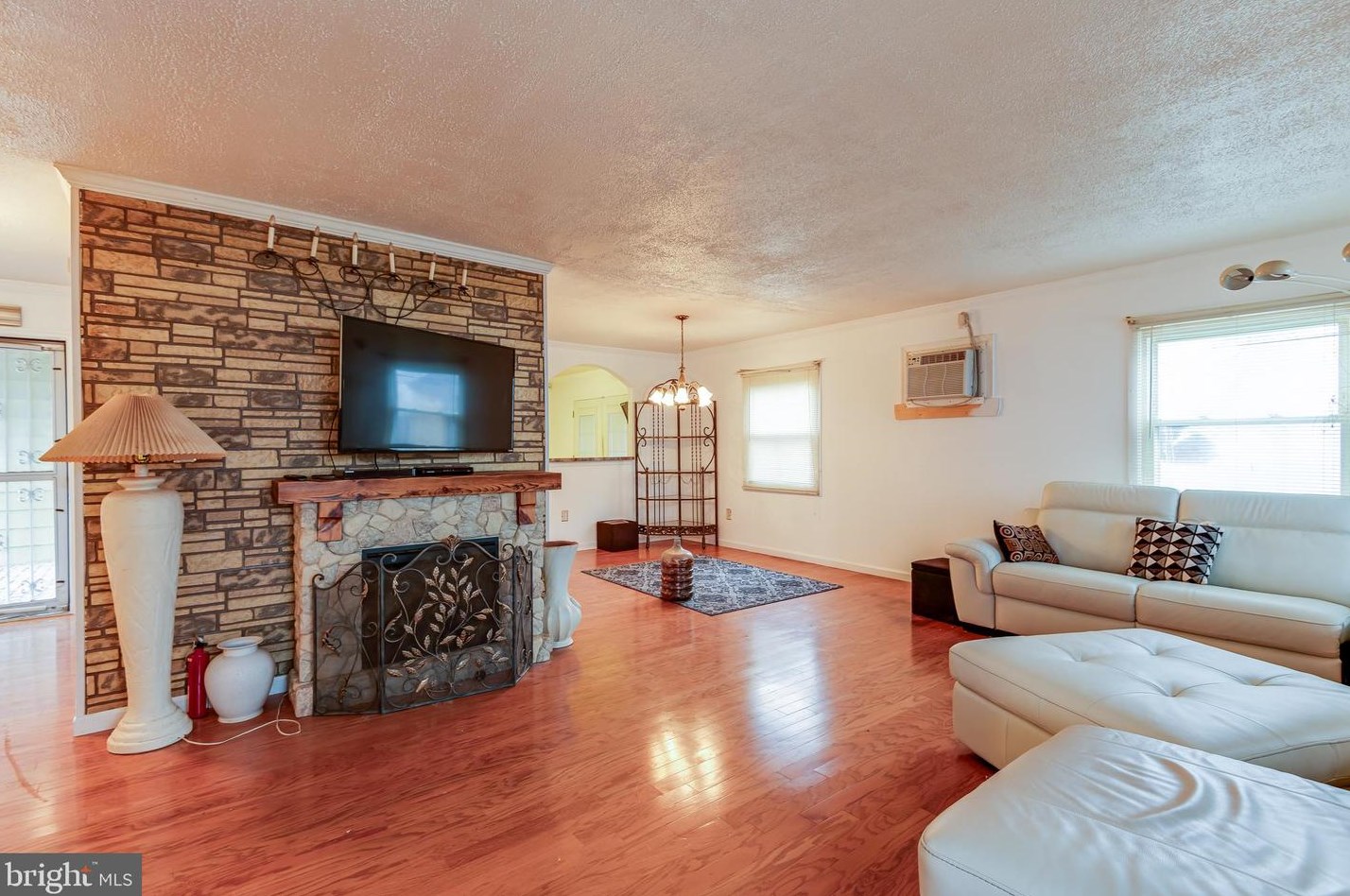 47 Peppermint Ln, Willingboro NJ  08046-2715 exterior
