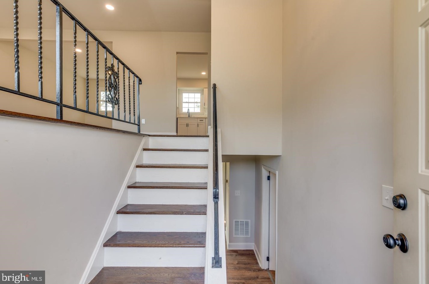 2423 Branch Pike, Riverton NJ  08077-4262 exterior