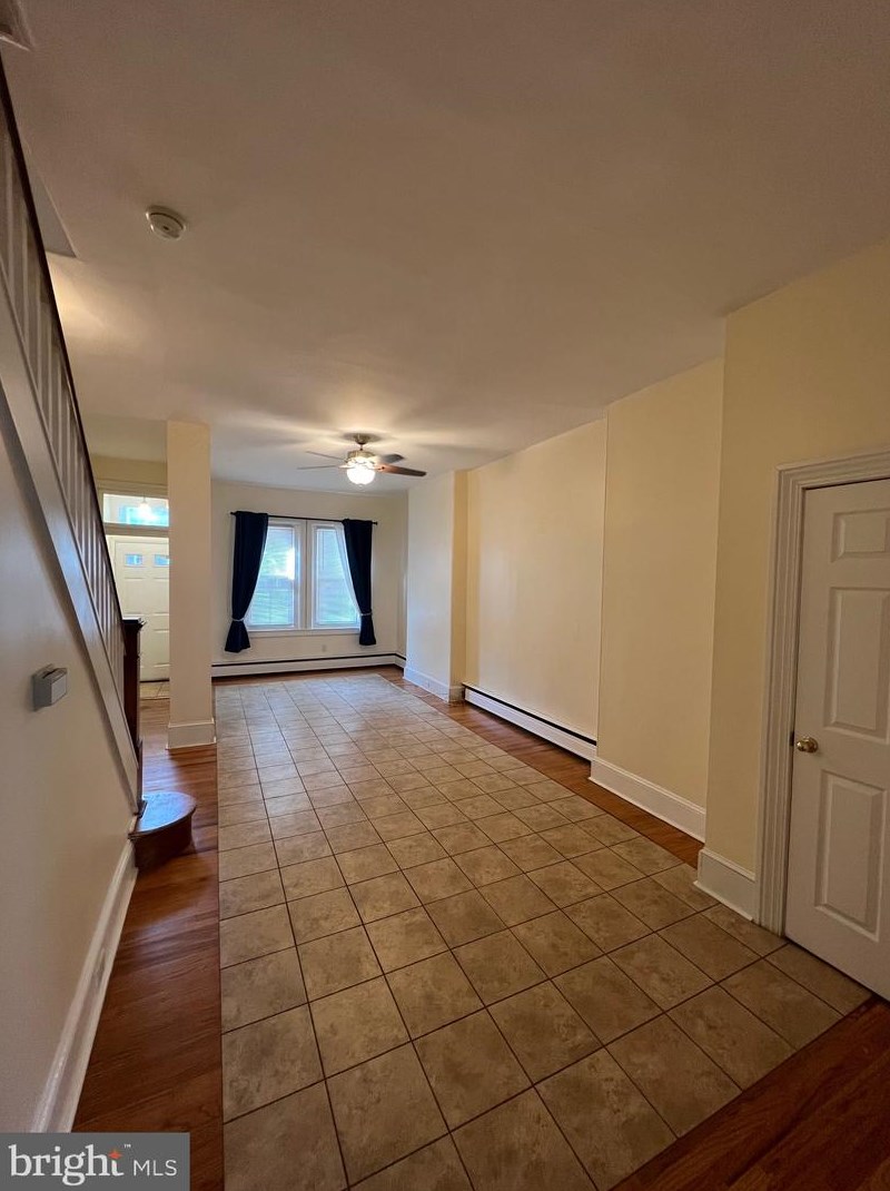 355 Barclay St, Burlington, NJ 08016