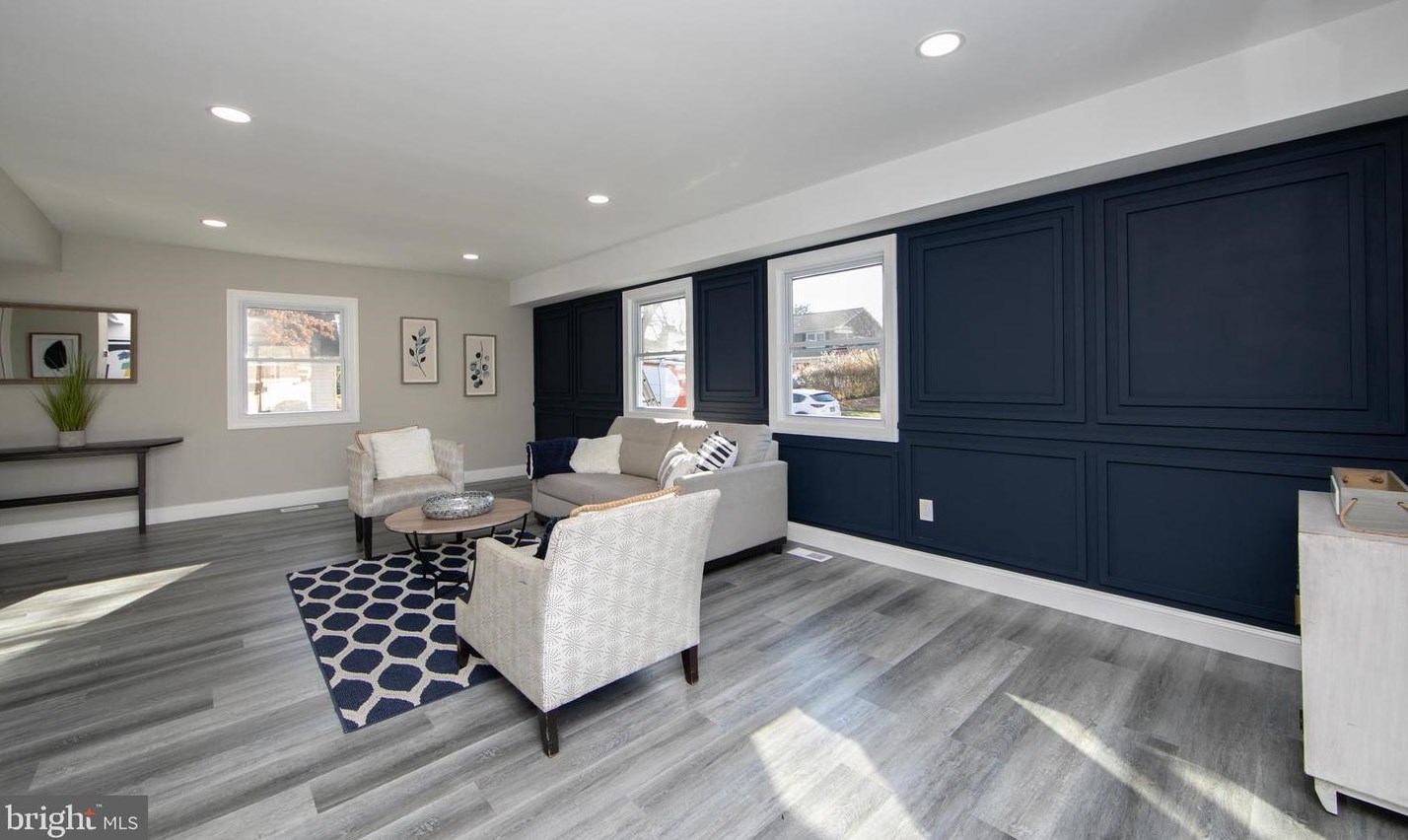 24 Gaffney Ln, Willingboro NJ  08046-3002 exterior