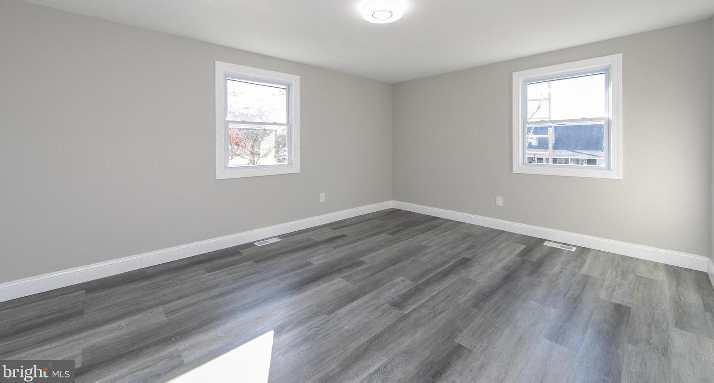 24 Gaffney Ln, Willingboro NJ  08046-3002 exterior